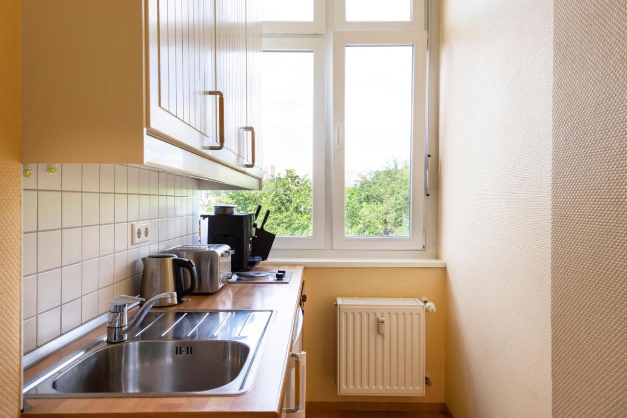 Central +3Br +Big Living Room Next To U-Station Berlin Extérieur photo