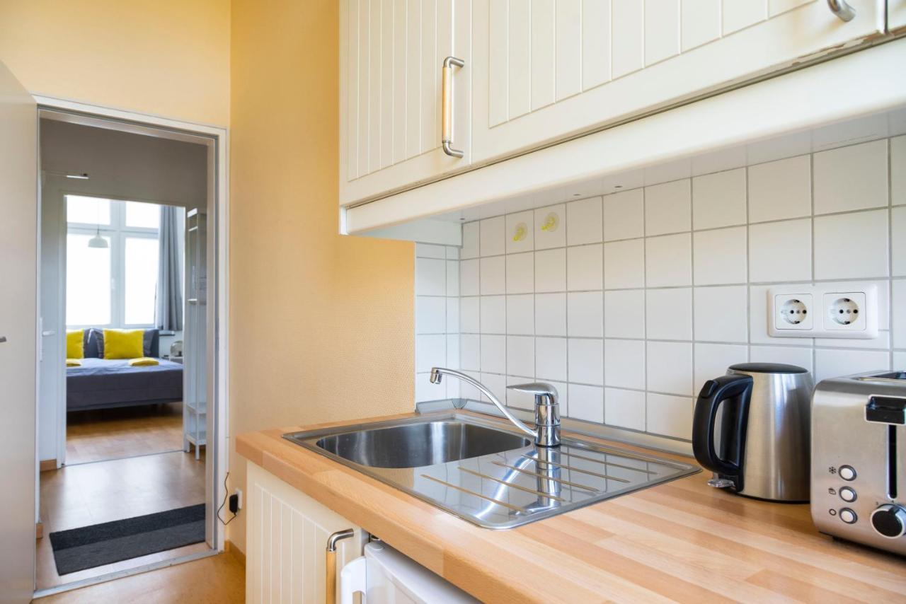 Central +3Br +Big Living Room Next To U-Station Berlin Extérieur photo